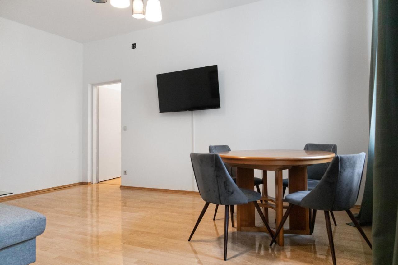 Welcoming 3Br Budget Apt. Well Connected Vienna Luaran gambar